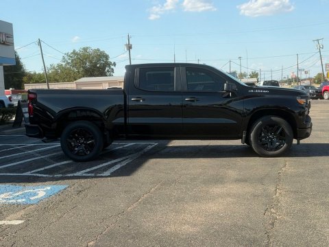 New Black 2026 Chevrolet Silverado 1500 Custom RWD - photo 4 - Stock #260965