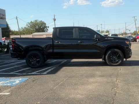 New Black 2026 Chevrolet Silverado 1500 Custom RWD - photo 5 - Stock #260965
