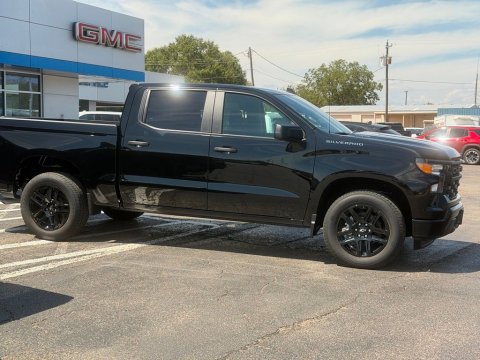 New Black 2026 Chevrolet Silverado 1500 Custom RWD - photo 4 - Stock #261327