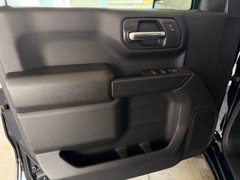 New Black 2026 Chevrolet Silverado 1500 Custom RWD - photo 9 - Stock #261327