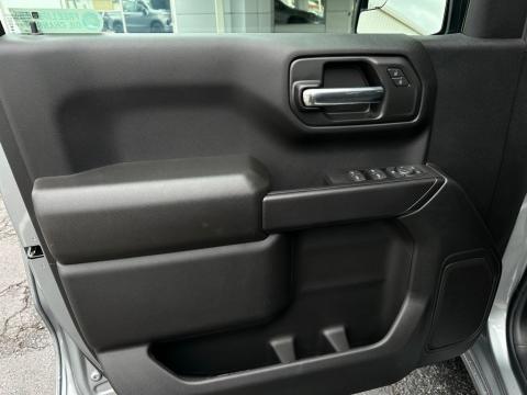 New Sterling Gray Metallic 2026 Chevrolet Silverado 1500 Custom RWD - photo 10 - Stock #260961