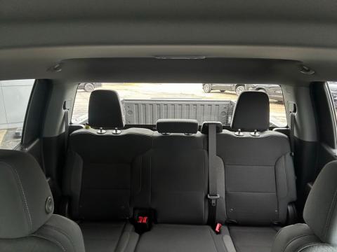 New Sterling Gray Metallic 2026 Chevrolet Silverado 1500 Custom RWD - photo 25 - Stock #260961