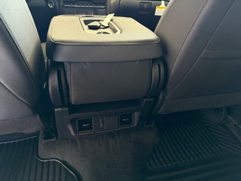 New Sterling Gray Metallic 2026 Chevrolet Silverado 1500 Custom RWD - photo 21 - Stock #261207
