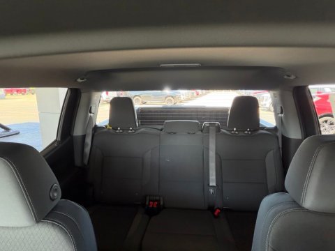 New Sterling Gray Metallic 2026 Chevrolet Silverado 1500 Custom RWD - photo 25 - Stock #261207