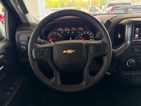 New Sterling Gray Metallic 2026 Chevrolet Silverado 1500 Custom RWD - photo 19 - Stock #261207