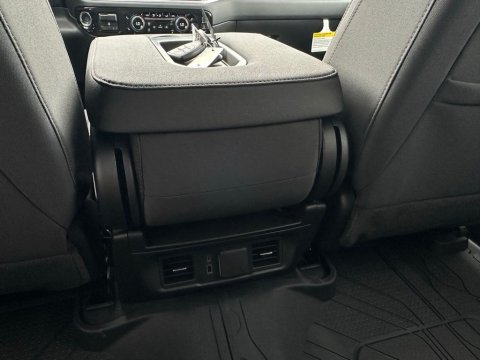 New Summit White 2026 Chevrolet Silverado 1500 RST RWD - photo 21 - Stock #261076