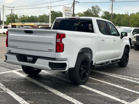 New Summit White 2026 Chevrolet Silverado 1500 RST RWD - photo 7 - Stock #261076