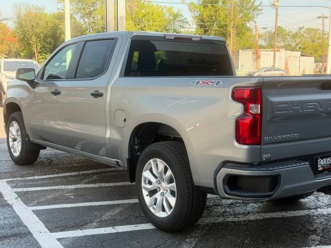 New Sterling Gray Metallic 2026 Chevrolet Silverado 1500 Custom 4WD - photo 16 - Stock #261202
