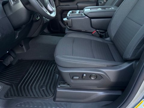 New Sterling Gray Metallic 2026 Chevrolet Silverado 1500 Custom 4WD - photo 19 - Stock #261202
