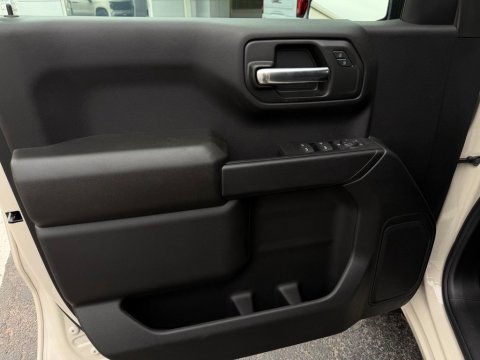 New White Sands 2026 Chevrolet Silverado 1500 Custom 4WD - photo 10 - Stock #261335