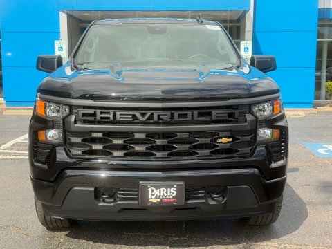 New Black 2026 Chevrolet Silverado 1500 Custom 4WD - photo 2 - Stock #261333