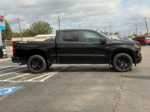 New Black 2026 Chevrolet Silverado 1500 Custom 4WD - photo 4 - Stock #261333
