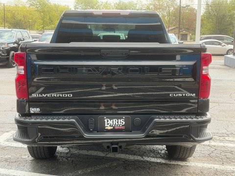 New Black 2026 Chevrolet Silverado 1500 Custom 4WD - photo 5 - Stock #261333