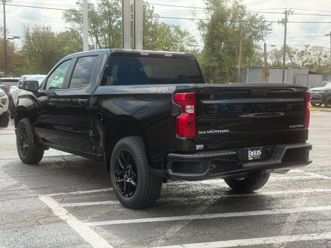 New Black 2026 Chevrolet Silverado 1500 Custom 4WD - photo 8 - Stock #261333