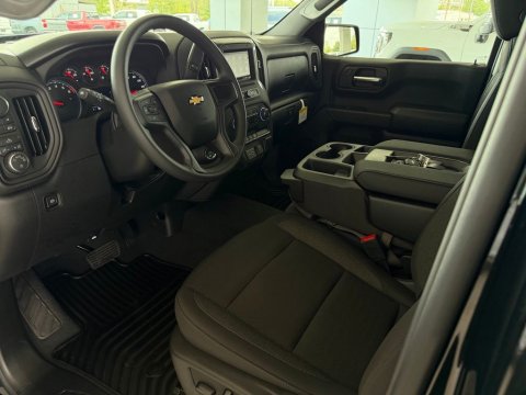 New Black 2026 Chevrolet Silverado 1500 Custom 4WD - photo 9 - Stock #261333