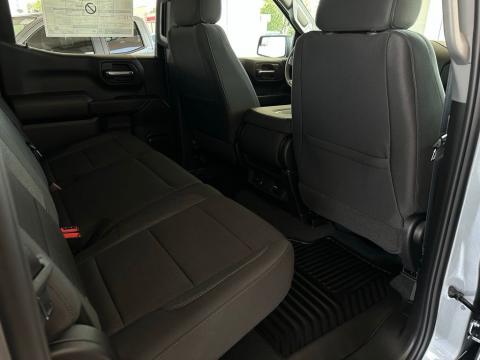 New Sterling Gray Metallic 2026 Chevrolet Silverado 1500 Custom 4WD - photo 17 - Stock #261002