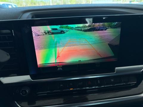 New Radiant Red Tintcoat 2026 Chevrolet Silverado 1500 RST 4WD - photo 26 - Stock #260752