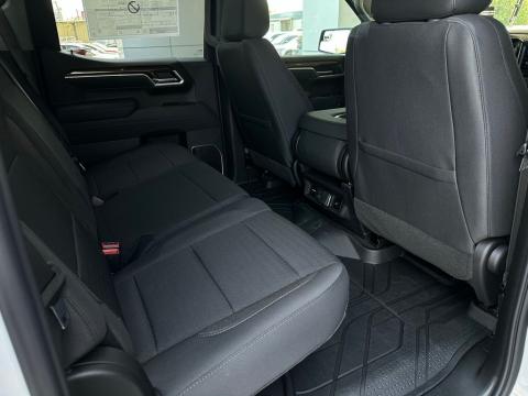 New Summit White 2026 Chevrolet Silverado 1500 RST 4WD - photo 16 - Stock #260906