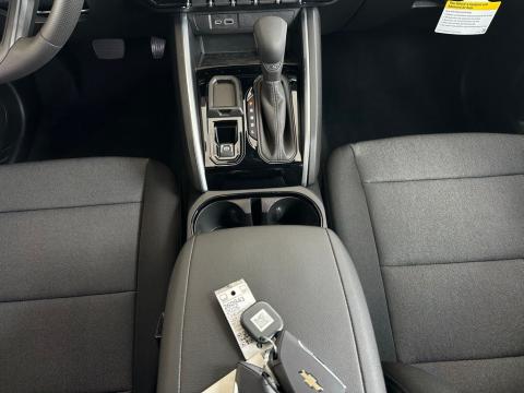 New Sterling Gray Metallic 2026 Chevrolet Colorado Work Truck RWD - photo 20 - Stock #260943