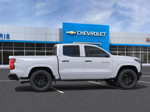 New Summit White 2026 Chevrolet Colorado Work Truck RWD - photo 5 - Stock #261165