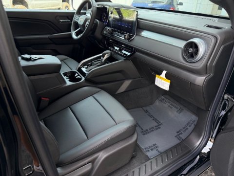 New Black 2026 Chevrolet Colorado LT RWD - photo 15 - Stock #261086