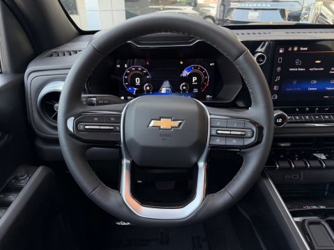 New Black 2026 Chevrolet Colorado LT RWD - photo 18 - Stock #261086