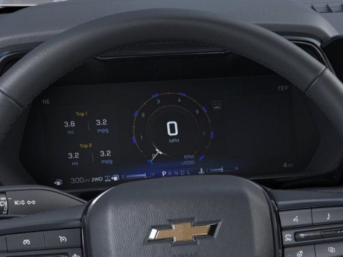 New Sterling Gray Metallic 2026 Chevrolet Colorado LT RWD - photo 18 - Stock #261095