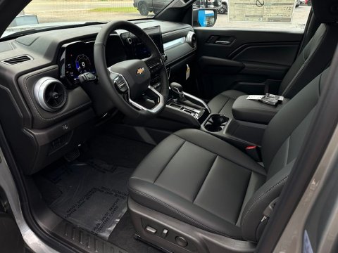 New Sterling Gray Metallic 2026 Chevrolet Colorado LT RWD - photo 33 - Stock #261095