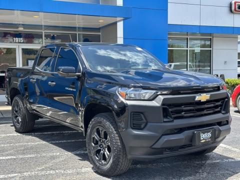  Pre-Owned 2024 Chevrolet Colorado W/T Stock#B5537 Black 4WD 