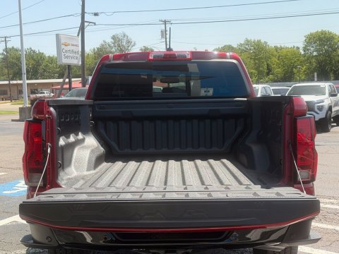 New Radiant Red Tintcoat 2026 Chevrolet Colorado Work Truck 4WD - photo 6 - Stock #261173