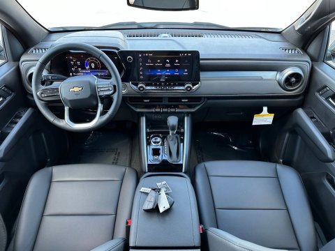 New Summit White 2026 Chevrolet Colorado LT 4WD - photo 19 - Stock #261092