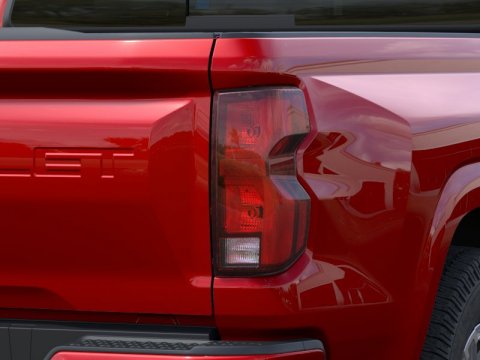 New Radiant Red Tintcoat 2026 Chevrolet Colorado LT 4WD - photo 11 - Stock #261419