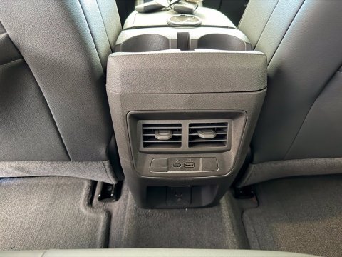 New Radiant Red Tintcoat 2026 Chevrolet Colorado LT 4WD - photo 22 - Stock #261419