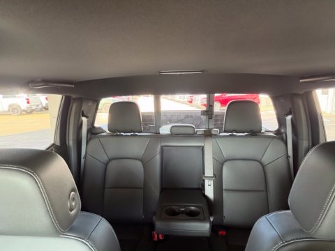 New Radiant Red Tintcoat 2026 Chevrolet Colorado LT 4WD - photo 26 - Stock #261419