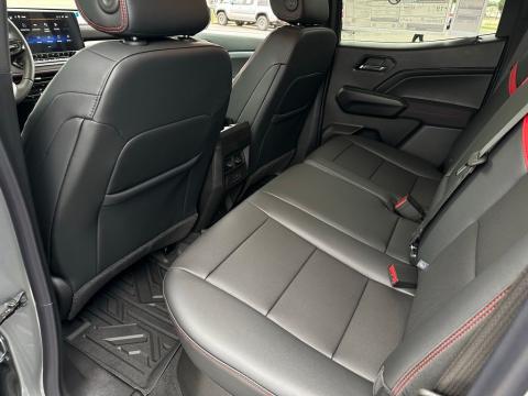 New Sterling Gray Metallic 2026 Chevrolet Colorado Z71 4WD - photo 14 - Stock #260894