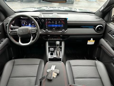 New Sterling Gray Metallic 2026 Chevrolet Colorado Z71 4WD - photo 19 - Stock #260894