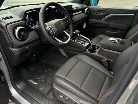 New Sterling Gray Metallic 2026 Chevrolet Colorado Z71 4WD - photo 9 - Stock #260894