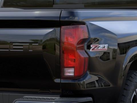 New Black 2026 Chevrolet Colorado Z71 4WD - photo 11 - Stock #260951