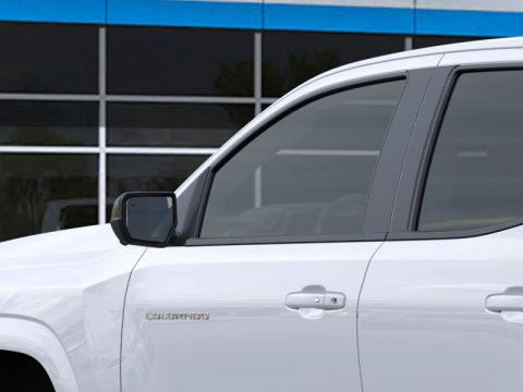 New Summit White 2026 Chevrolet Colorado Z71 4WD - photo 13 - Stock #261524