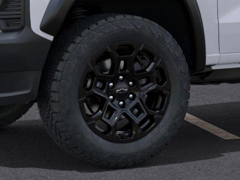 New Summit White 2026 Chevrolet Colorado Trail Boss 4WD - photo 9 - Stock #260845