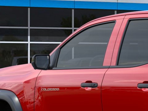 New Radiant Red Tintcoat 2026 Chevrolet Colorado Trail Boss 4WD - photo 12 - Stock #261262