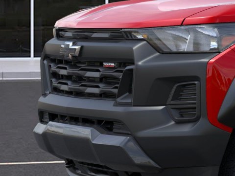 New Radiant Red Tintcoat 2026 Chevrolet Colorado Trail Boss 4WD - photo 13 - Stock #261262