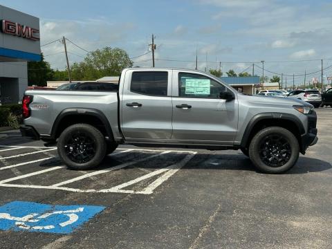 New Sterling Gray Metallic 2026 Chevrolet Colorado Trail Boss 4WD - photo 4 - Stock #260797
