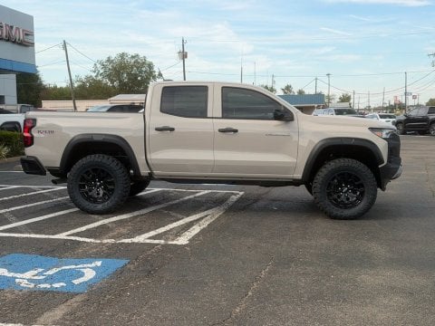 New White Sands 2026 Chevrolet Colorado Trail Boss 4WD - photo 5 - Stock #261339