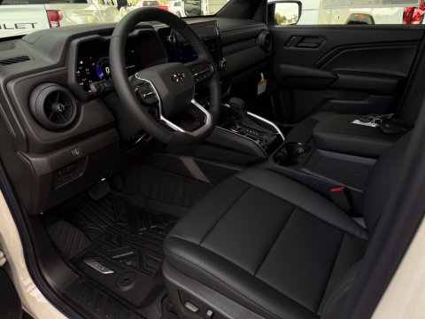 New White Sands 2026 Chevrolet Colorado Trail Boss 4WD - photo 11 - Stock #261339