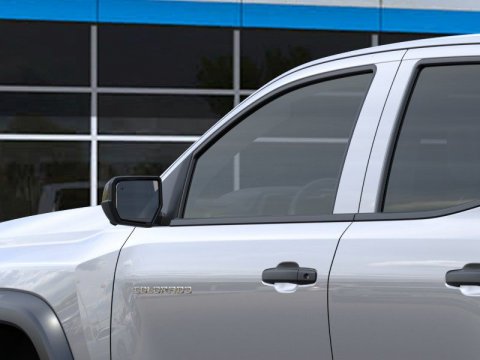 New Sterling Gray Metallic 2026 Chevrolet Colorado Trail Boss 4WD - photo 12 - Stock #261266