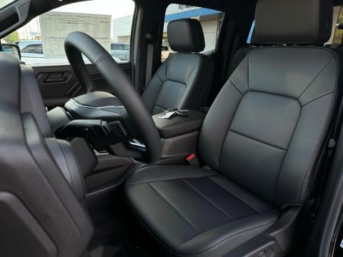 New Black 2026 Chevrolet Colorado Trail Boss 4WD - photo 12 - Stock #260846