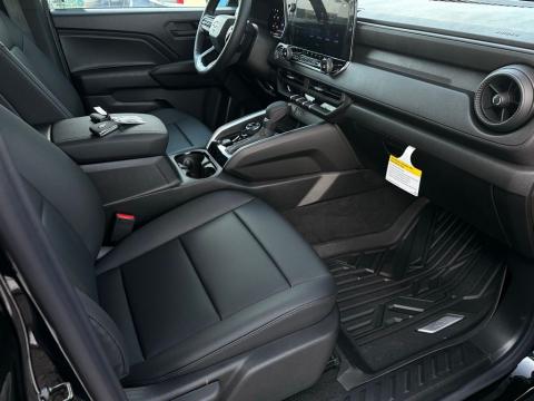 New Black 2026 Chevrolet Colorado Trail Boss 4WD - photo 15 - Stock #260846