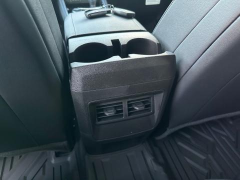 New Black 2026 Chevrolet Colorado Trail Boss 4WD - photo 21 - Stock #260846