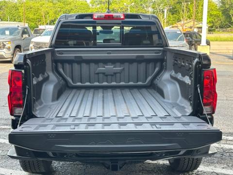New Black 2026 Chevrolet Colorado Trail Boss 4WD - photo 6 - Stock #260846